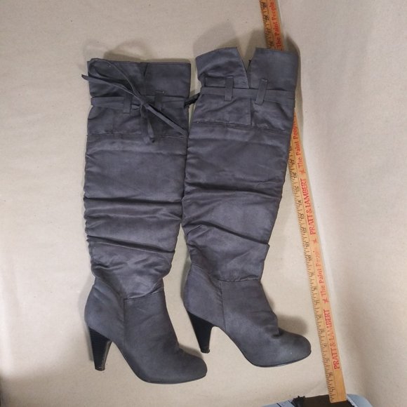 Gray Suede Long Heeled Boots Size 6.5 - Picture 2 of 5